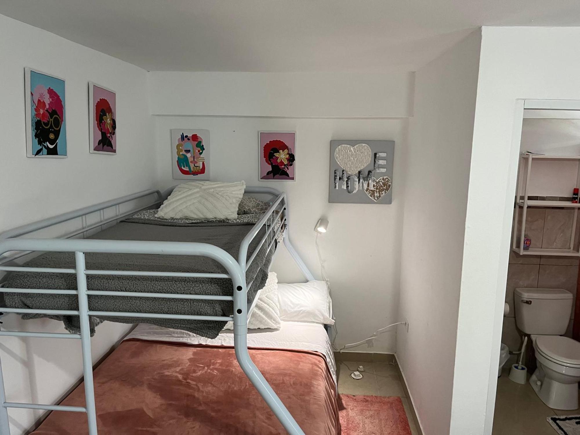 Gavidias Guest House San Lorenzo Ngoại thất bức ảnh