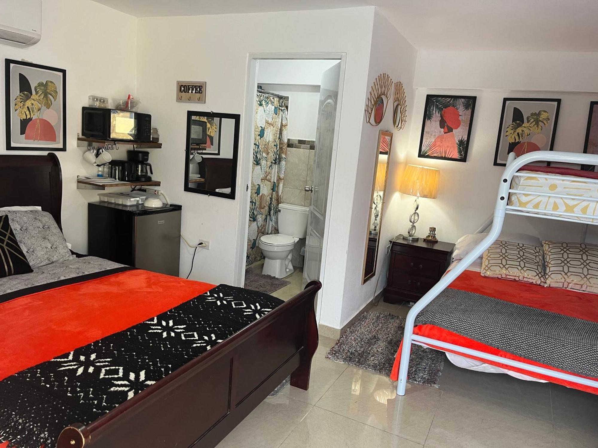 Gavidias Guest House San Lorenzo Ngoại thất bức ảnh